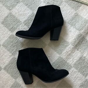 Old Navy Black Suede Ankle Boots